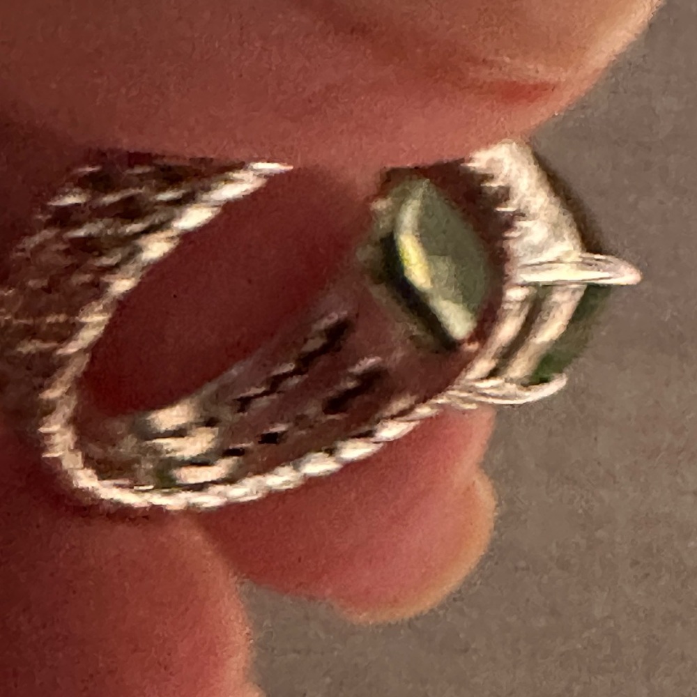 David Yurman Silver Ring with Prasiolite (Green) Gemstone - Picture 6 of 11
